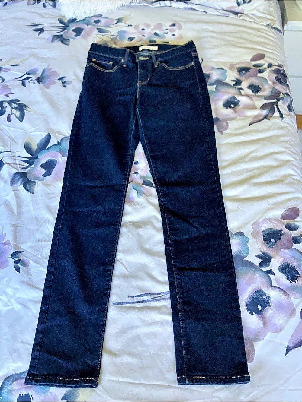 Levi's 311 Shaping Skinny Jeans Waist 27